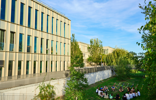 HEC campus