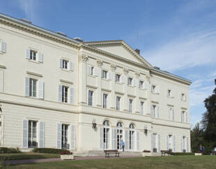 HEC Paris Executive Education trains future international business coaches