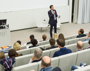 Les échanges en présentiel et le réseau, atouts du programme online ICCF@HEC Paris - HEC Paris 2016