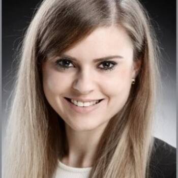 ANJA RIESTER